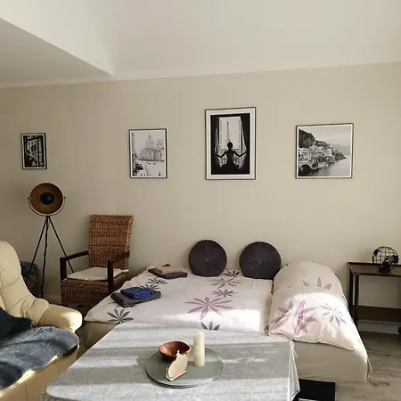 Hörselberg Apartment *